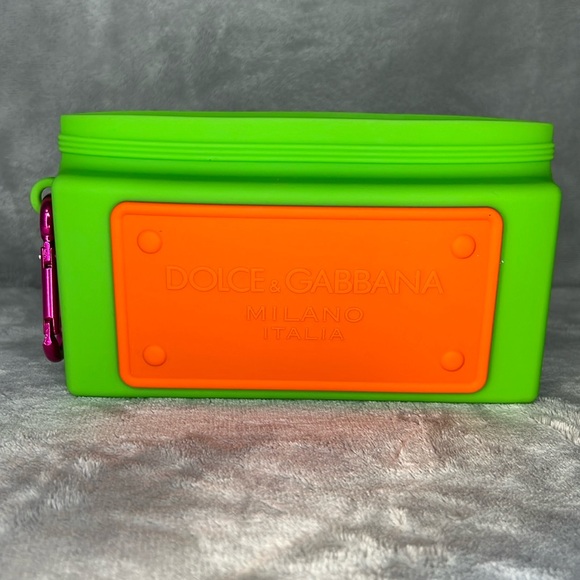 Fun Dolce & Gabbana rubber case - Picture 1 of 4